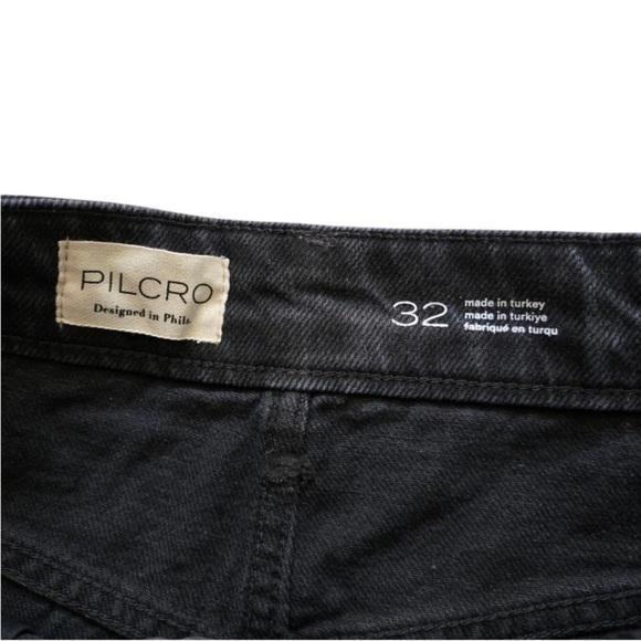 NWT Anthropologie Pilcro Lace-Up Denim
Shorts, Size 32 - Picture 8 of 9